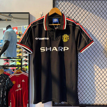Manchester United 98-99 Away Retro Kit Half