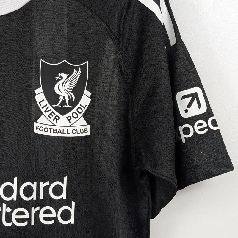 Liverpool 25/26 GK Kit Player Edition