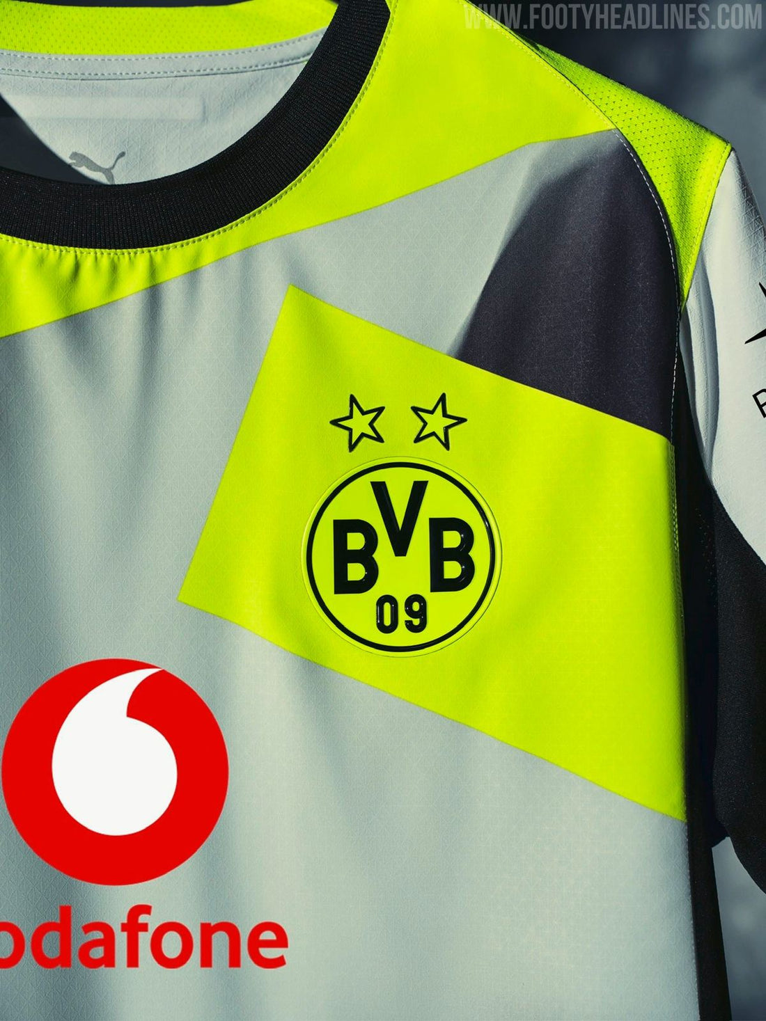 Borussia Dortmund 25/26 Away Kit Player Edition