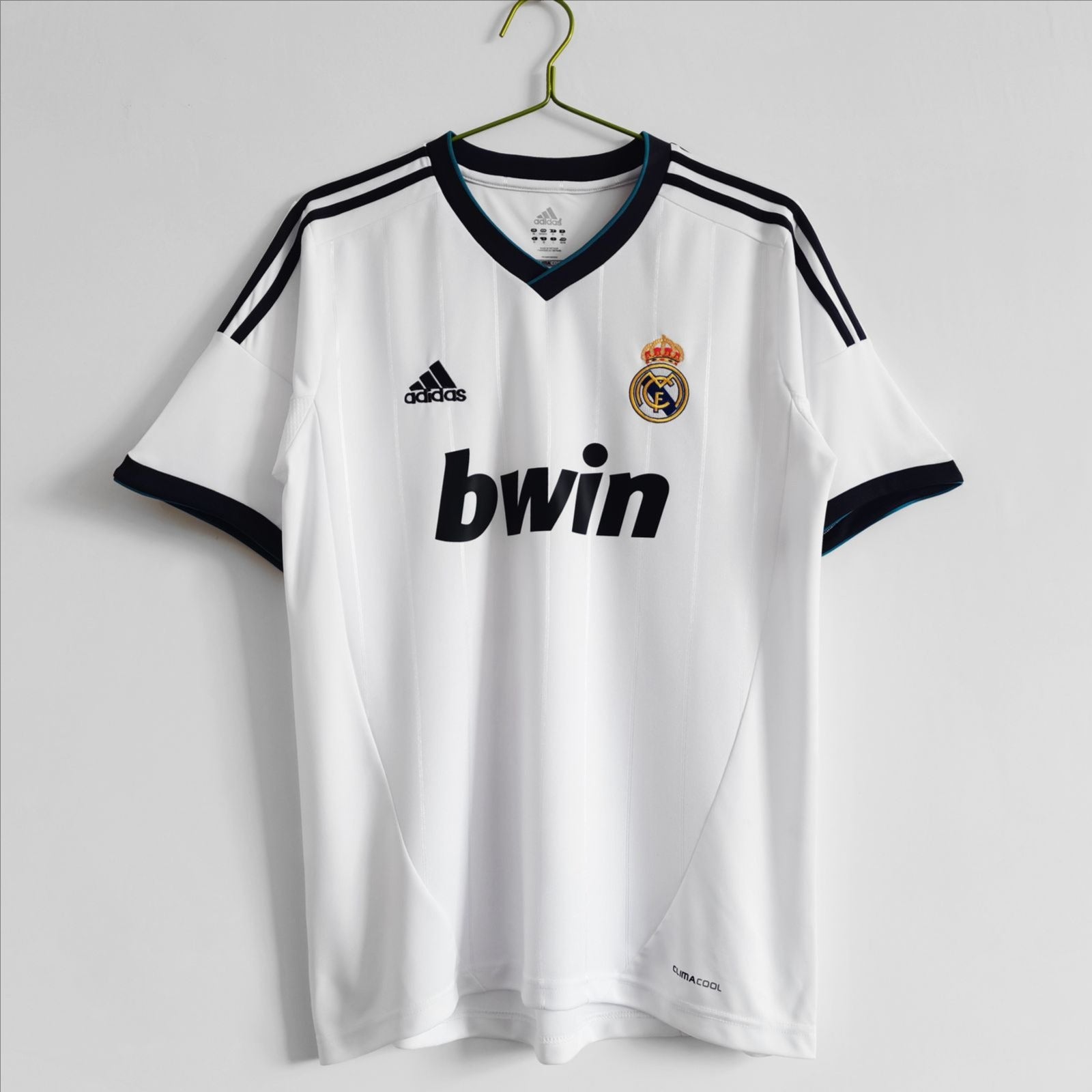 Real Madrid 12-13 Retro Home Kit Half Sleeve