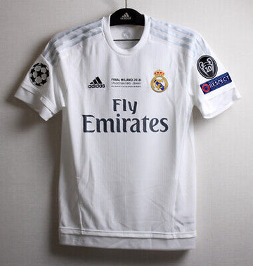 Real Madrid 15-16 Retro Home Kit Half Sleeve